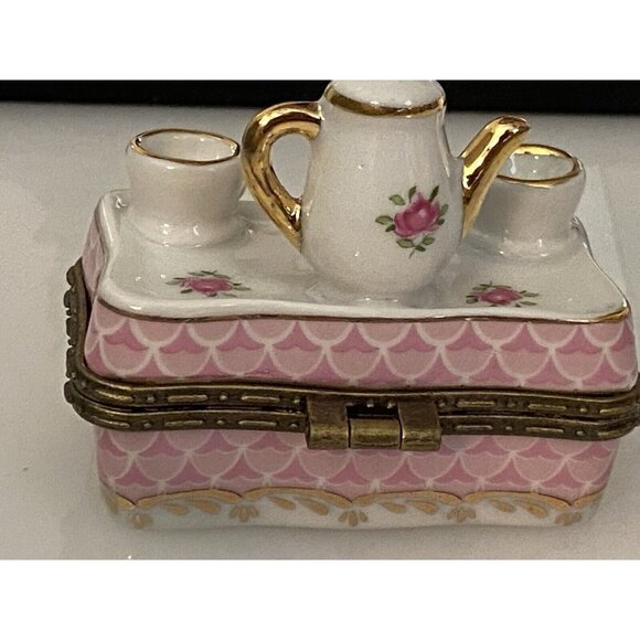 Vintage China Tea Time Trinket or Pill Box Pink Roses Teapot Teacups Not Hinged - Picture 15 of 16